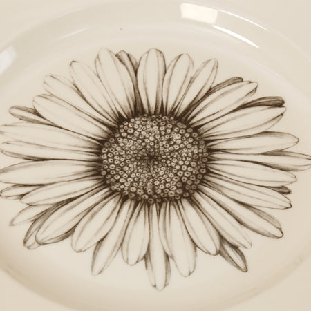 Laura Zindel Dinner Plate / Daisy