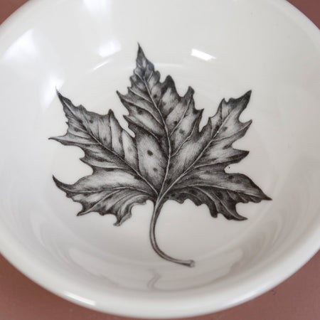 Laura Zindel Sauce Bowl / Maple Leaf