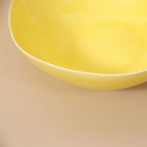 Davistudio Veggie Serving Bowl / Lemon