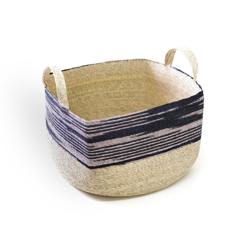 Makaua Palm Leaf Revistero Basket / Zebra Black