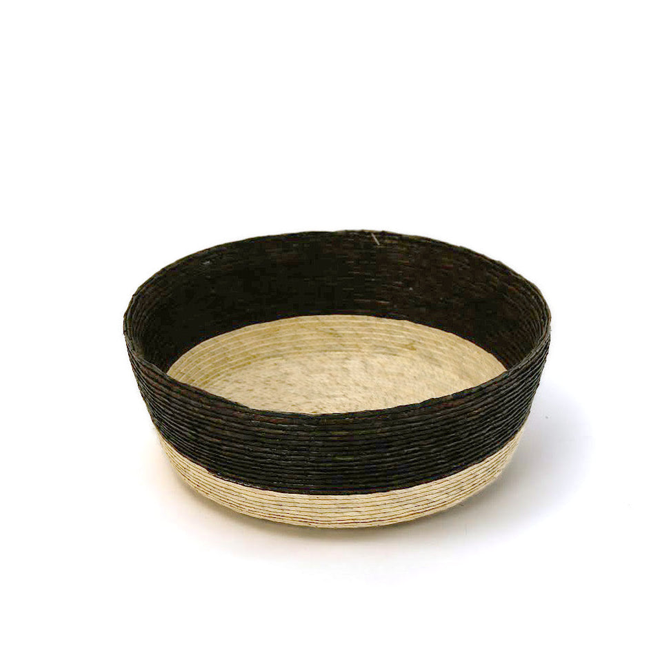 Makaua Palm Leaf Round Basket / Café