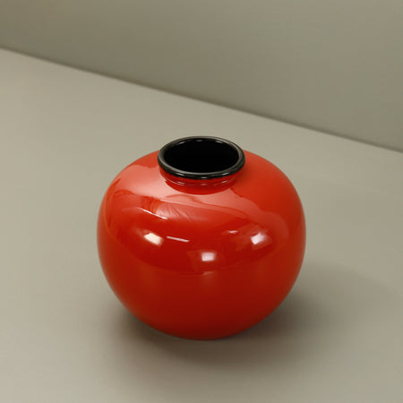 Jade Ring Vase / Coral
