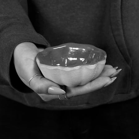 Terrafirma Mini Scallop Bowl / Bordeaux