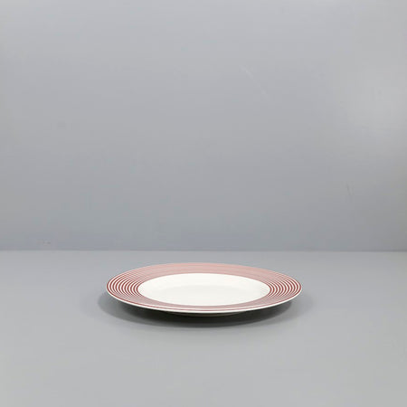 Caskata Salad Plate / Newport Stripe Red