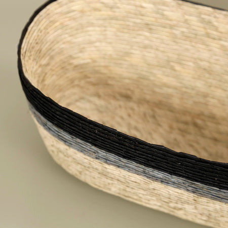 Makaua Palm Leaf Oval Bread Basket / Duo Black & Plata