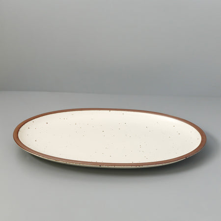 East Fork Oval Serving Platter / Large / Panna Cotta