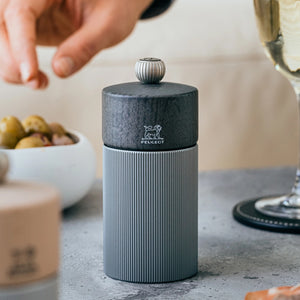 Peugeot Line Pepper Mill / Carbon
