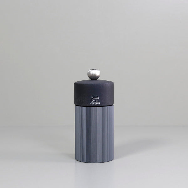 Peugeot Line Pepper Mill / Carbon