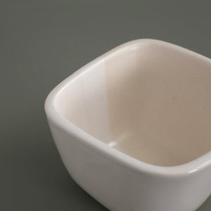 4" Square Bowl / White Duo