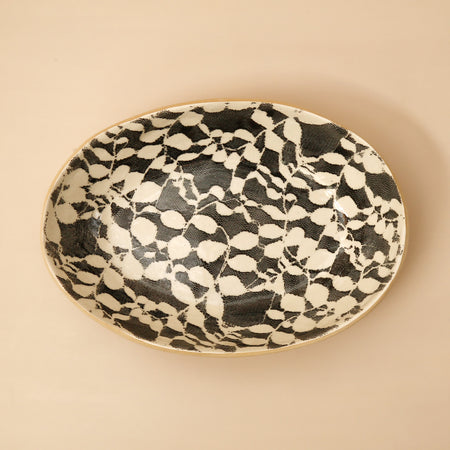 Medium Nested Oval Bowl / Black / Aspen