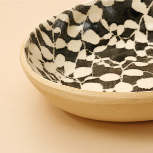 Medium Nested Oval Bowl / Black / Aspen