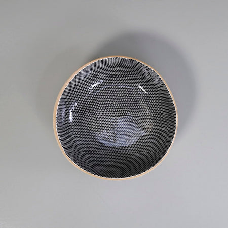 Terrafirma 8" Round Bowl / Honeycomb / Black
