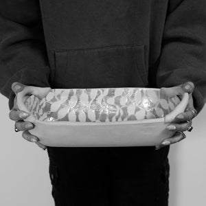 Terrafirma Bread Caddy / Black / Honeycomb