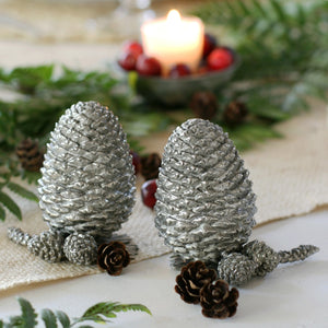 Pewter Salt & Pepper Shakers / Pine Cones