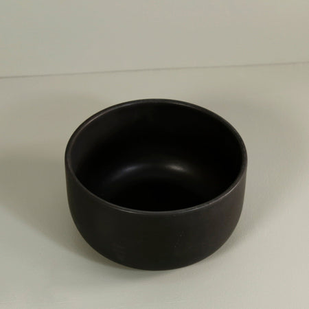 Youlha Serving Bowl / Black