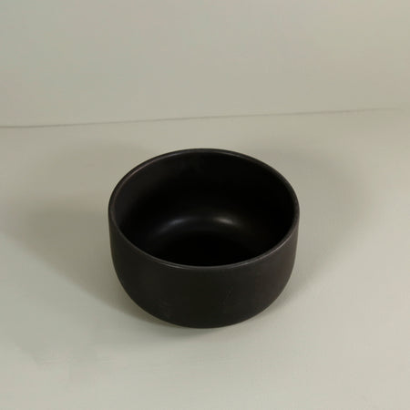 Youlha Serving Bowl / Black