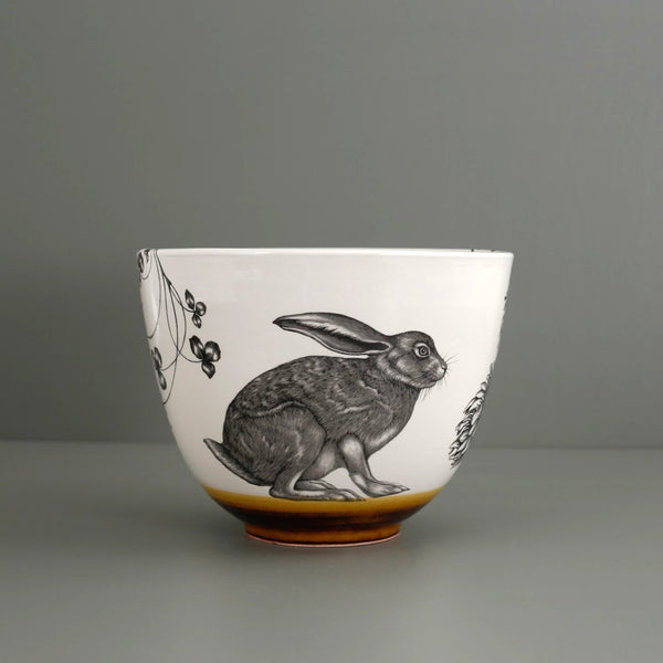 Laura Zindel Medium Deep Bowl / Crouching Hare