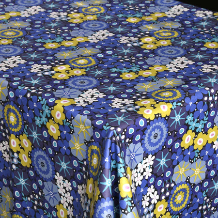 Laminated Cotton Square & Rectangle Tablecloths / Ravenna