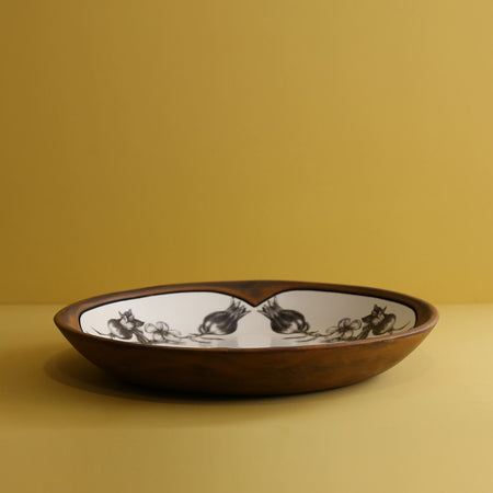 Laura Zindel Small Round Platter / Chickadee