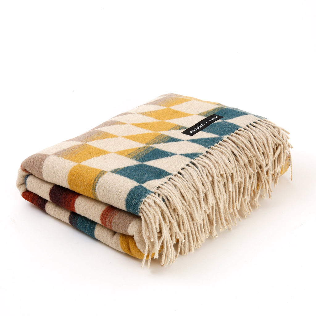 Throw Blanket / Checkered Monterey
