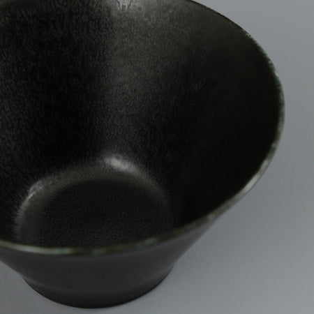 Ishi Japanese Bowls / Black / Extra Large 7.5"