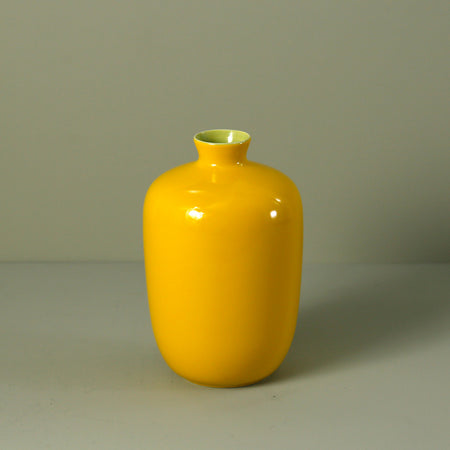 Plum Vase / Yellow