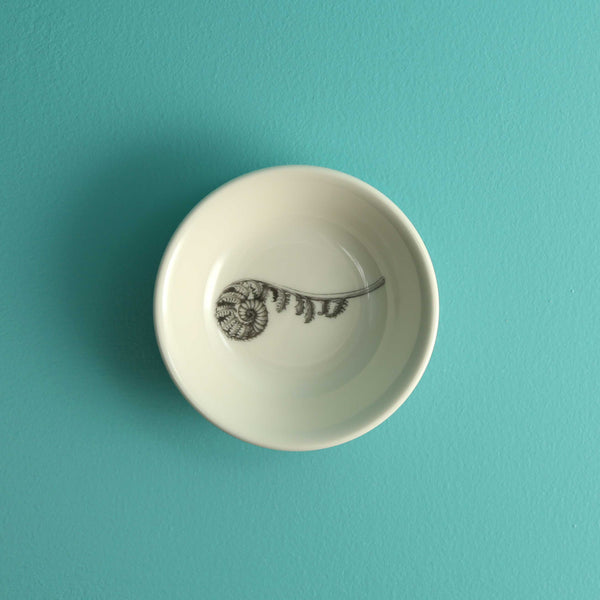 Laura Zindel Sauce Bowl / Coiled Wood Fern