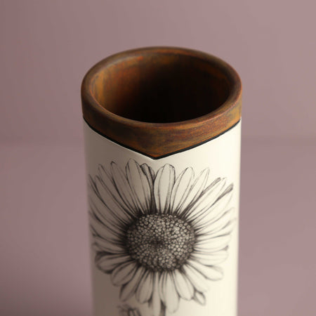 Laura Zindel Canister Vase / Small / Daisy