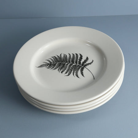 Laura Zindel Dinner Plate / Wood Fern