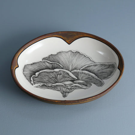 Laura Zindel Small Serving Dish / Shelf Mushroom